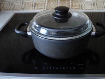 Braadpot+deksel – diameter 20 cm – hoog 8 cm beschikbaar voor biedingen