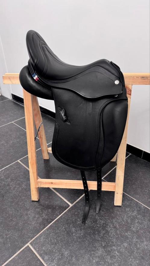 Zaldi Biarritz Change dressuurzadel, 17, zwart, Dieren en Toebehoren, Paarden en Pony's | Zadels, Zo goed als nieuw, Dressuur