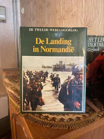 De Tweede Wereldoorlog - 7 boeken A4 beschikbaar voor biedingen