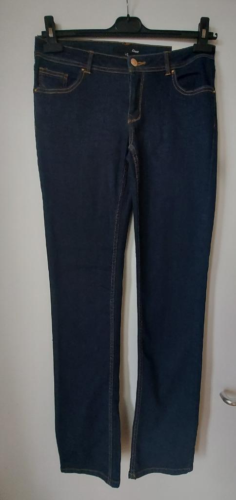 NEUF - Jean coupe droite Etam, Kleding | Dames, Spijkerbroeken en Jeans, Nieuw, Overige jeansmaten, Blauw, Ophalen of Verzenden