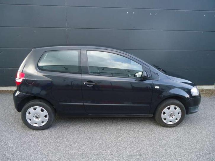 vw fox in nieuwstaat met slechts 31367 km, Auto's, Volkswagen, Bedrijf, Te koop, Fox, ABS, Airbags, Metaalkleur, Radio, Benzine