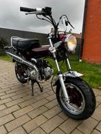 Moto Dax skyteam 50cc, Fietsen en Brommers, Ophalen, Zo goed als nieuw