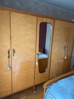Grote kleerkast en bed, Huis en Inrichting, Slaapkamer | Complete slaapkamers, Ophalen, Gebruikt