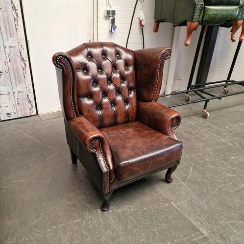 King Fauteuil Chesterfield Classic Antiek Bruin, Antiek en Kunst, Antiek | Meubels | Stoelen en Sofa's, Ophalen