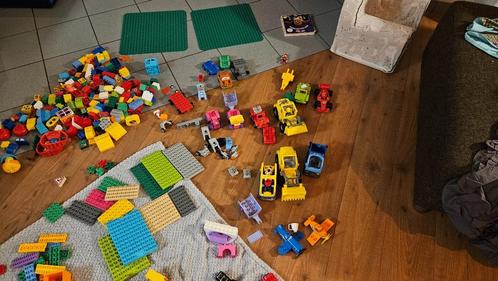 Grote partij Duplo met enkele volledige sets, Enfants & Bébés, Jouets | Duplo & Lego, Utilisé, Duplo, Enlèvement