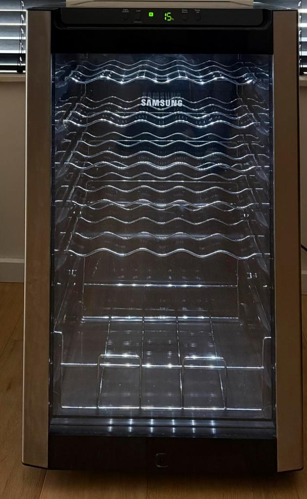 Wijnkoeler Samsung RW33EBSS, Elektronische apparatuur, Koelkasten en IJskasten, Zo goed als nieuw, Zonder vriesvak, 100 tot 150 liter