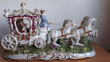 Calèche  et chevaux porcelaine de PACELLI 