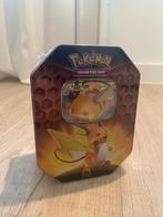 Pokemon Hidden Fates: Raichu GX Tin, Hobby en Vrije tijd, Ophalen of Verzenden, Nieuw, Overige typen