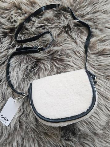 Nieuwe handtas van Only beschikbaar voor biedingen