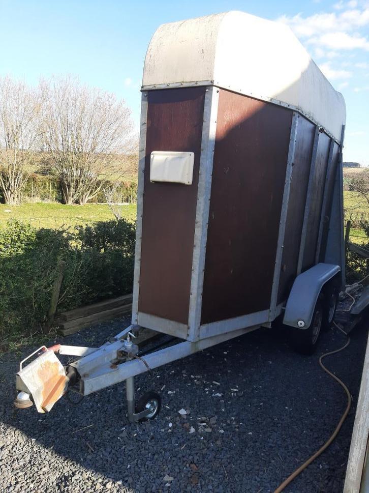 Van Waroquier 1 cheval (permis B), Dieren en Toebehoren, Paarden en Pony's | Trailers en Aanhangwagens, Gebruikt, 1-paards trailer