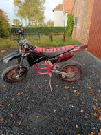 Project brommer, Fietsen en Brommers, Ophalen, Zo goed als nieuw