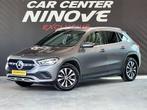 Mercedes-Benz GLA 180 * PDC + Cam * Navigatie * DAB, 4 cilinders, Leder en Stof, USB, 5 zetels