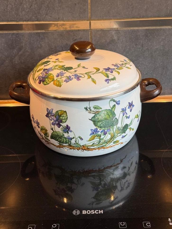 Villeroy en Boch Botanica Vintage Viola Odorata XL ovenschot, Antiek en Kunst, Antiek | Overige Antiek, Ophalen of Verzenden