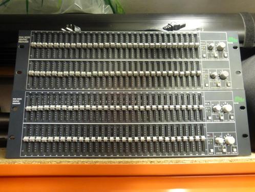 BSS 960 Equalizer, Audio, Tv en Foto, Professionele apparaten, Zo goed als nieuw, Audio, Ophalen of Verzenden