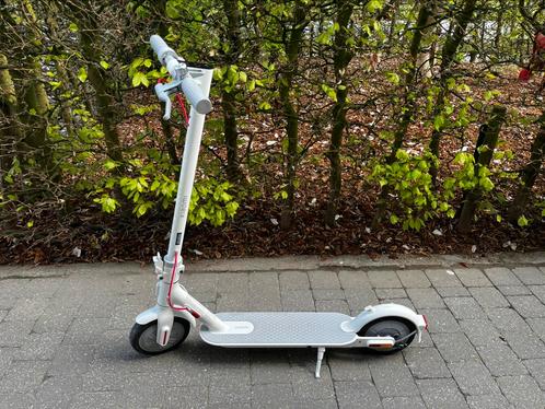 Xiaomi Electric Scooter 3 Lite  Europese Versie, Fietsen en Brommers, Steps, Zo goed als nieuw, Ophalen