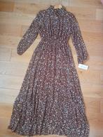 Maxidress van bij Giks. Wintercollectie. TU NIEUW met label!, Neuf, Taille 38/40 (M), Enlèvement ou Envoi, Brun
