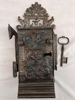 Antiek Slot 18e Eeuws inclusief Sleutel, Antiek en Kunst, Ophalen of Verzenden