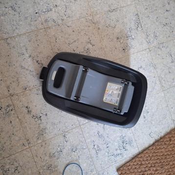 Isofix familyfix maxicosi beschikbaar voor biedingen