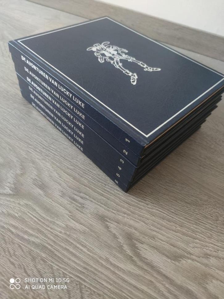 Lucky Luke verzamelalbums Dargaux (6x4 albums), Boeken, Stripverhalen, Zo goed als nieuw, Complete serie of reeks, Ophalen of Verzenden