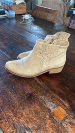 OTTO KERN enkellaarsjes maat 38 beige, Kleding | Dames, Schoenen, Beige, Lage of Enkellaarzen, Ophalen of Verzenden, Zo goed als nieuw