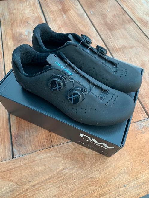 Northwave Revolution 3 fietsschoenen maat 42 koersschoenen, Sport en Fitness, Wielrennen, Zo goed als nieuw, Schoenen, Ophalen of Verzenden