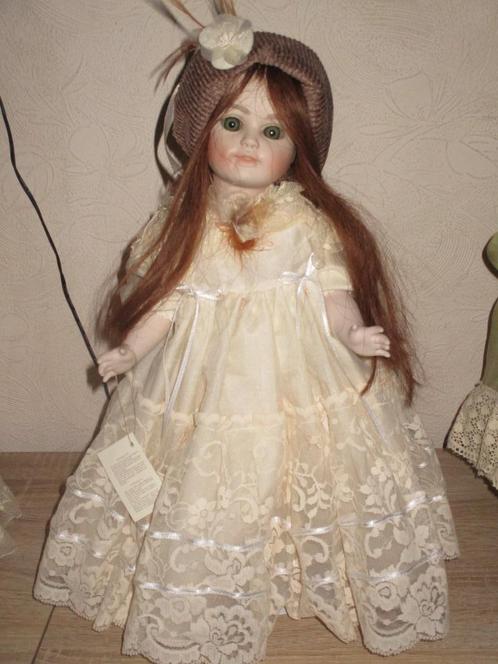 Bambole di Saba  handmade    44 CM  helemaal in porselein, Verzamelen, Poppen, Zo goed als nieuw, Pop, Ophalen of Verzenden