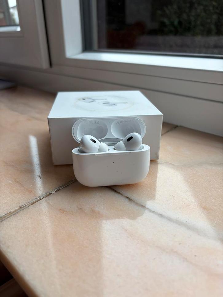 Apple Airpods Pro 2 in perfecte staat, Telecommunicatie, Mobiele telefoons | Oordopjes, Zo goed als nieuw, In gehoorgang (in-ear)