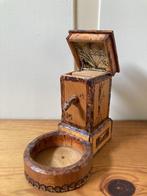 Houten mini dorpspomp ouderwets ambachtelijk houtsnijwerk, Antiek en Kunst, Ophalen of Verzenden