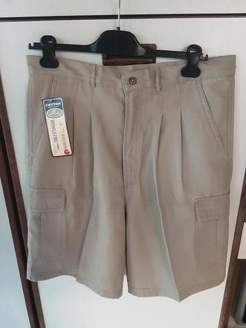 Nieuwe mannen short Maat large  beschikbaar voor biedingen