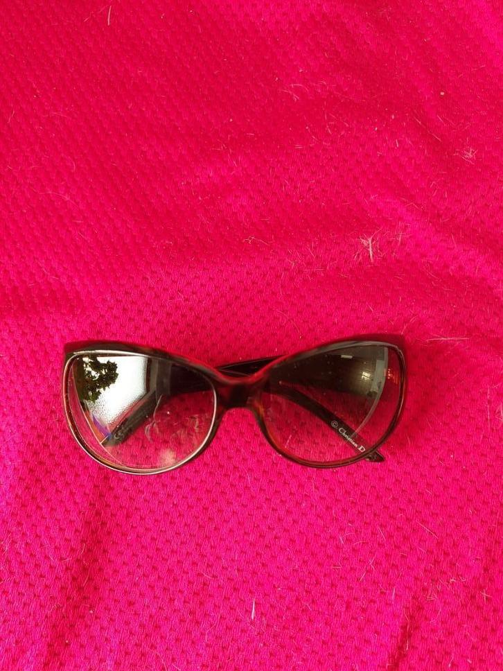 A VENDRE PAIRE DE LUNETTES DIOR ...., Handtassen en Accessoires, Zonnebrillen en Brillen | Dames, Zo goed als nieuw, Bril, Christian Dior