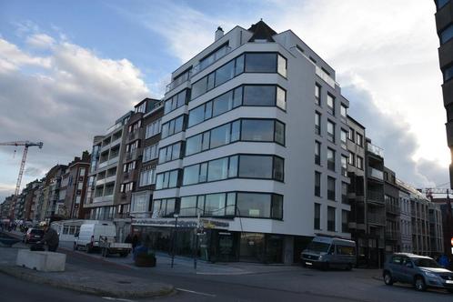 Appartement te huur in Oostende, 3 slpks, Immo, Huizen te huur, Appartement, B