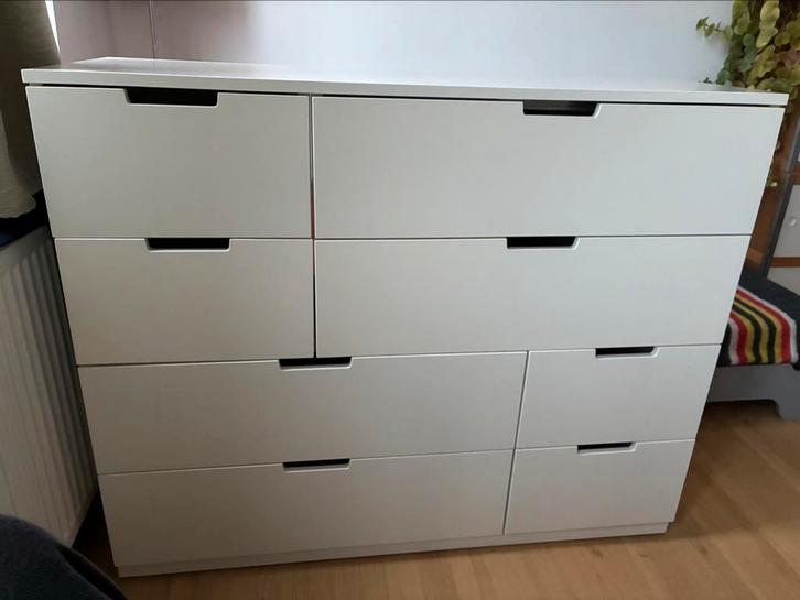 Commode Nordli IKEA 8 tiroirs, Huis en Inrichting, Kasten | Ladekasten, Zo goed als nieuw, Ophalen