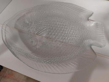 Service à poisson. beschikbaar voor biedingen