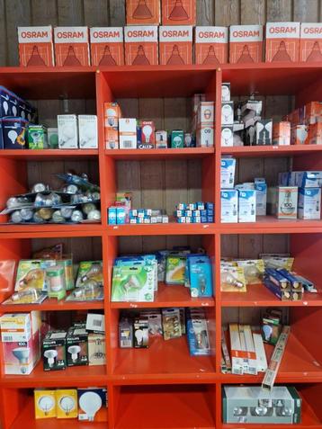 Lot gloeilampen beschikbaar voor biedingen