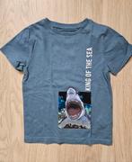 Lichtblauwe T-shirt haai, maat 110, goede staat, Ophalen, Gebruikt
