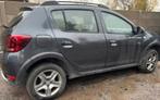 Stepway, Autos, Cruise Control, Argent ou Gris, Achat, 5 portes