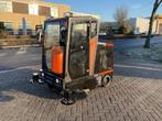 Daewoo DAS 100 veegmachine met cabine (bj 2025)