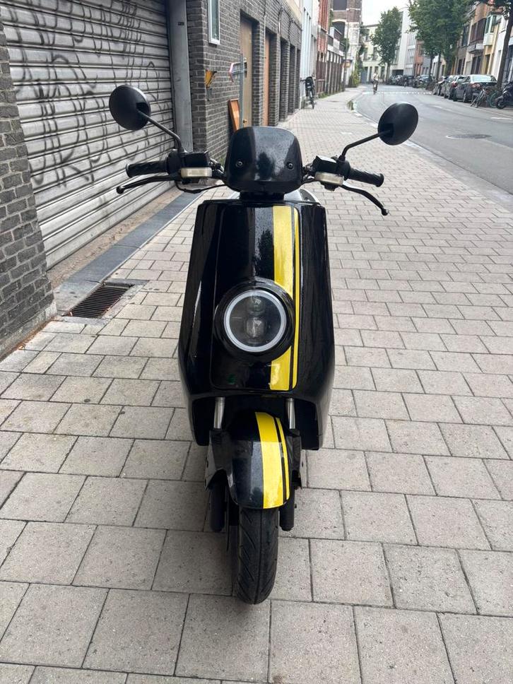 Niu n1s b klasse 45, Fietsen en Brommers, Scooters | Overige merken, Zo goed als nieuw, Elektrisch, Ophalen