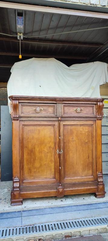 Meuble hesbignon ancien beschikbaar voor biedingen
