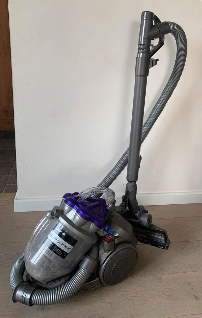 Dyson DC29 db Allergy Parquet, Elektronische apparatuur, Stofzuigers, Gebruikt, Stofzuiger, 1200 tot 1600 watt, Reservoir, Ophalen