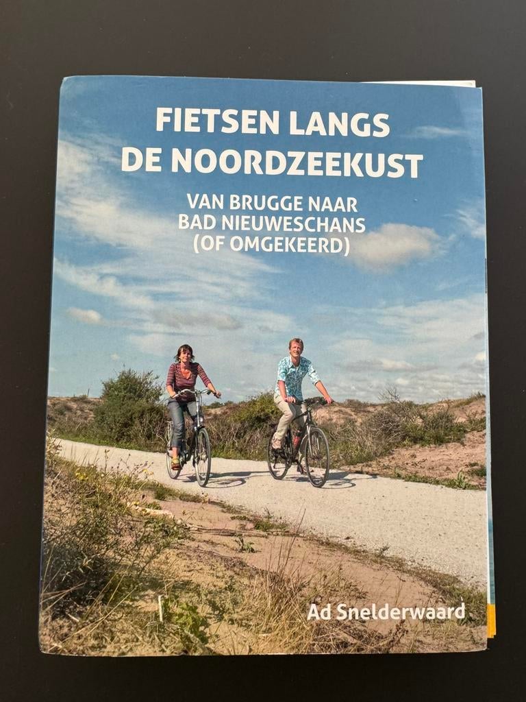 Fietsen langs de Noordzeekust - Ad Snelwaard, Boeken, Reisgidsen, Gelezen, Reisgids of -boek, Europa, Ophalen