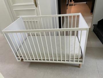 Wit babybed ledikant gratis