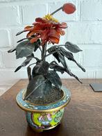 Cloisonné bloempotje met bloem in halfedelstenen, Ophalen of Verzenden