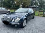 Mercedes w211 bj2004 automatic, Auto's, Stof, Zwart, 4 cilinders, Blauw