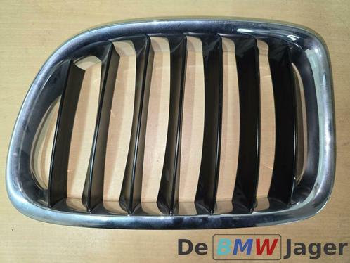 Grill links zwart met chroom BMW X1 E84 51112993307, Autos : Pièces & Accessoires, Carrosserie & Tôlerie, BMW, Utilisé, Enlèvement ou Envoi