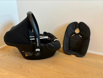 Maxi cosi pebble met basis 2 way fix beschikbaar voor biedingen