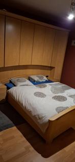 2 persoonsbed met elektrische lattenbodem en kastenwand, Huis en Inrichting, Ophalen, Zo goed als nieuw