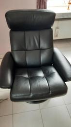 Stressless Mayfair met voetbank, Ophalen, Zo goed als nieuw, Leer