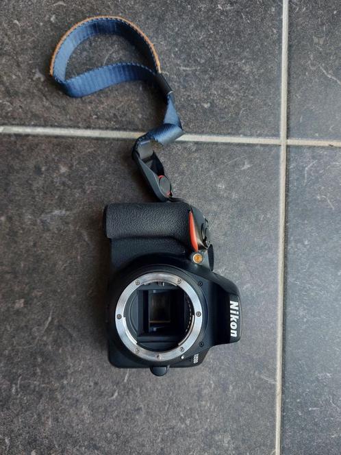 Nikon D3500 DSLR-set met 3 lenzen + accessoires, Audio, Tv en Foto, Fotocamera's Digitaal, Zo goed als nieuw, Nikon, Ophalen of Verzenden