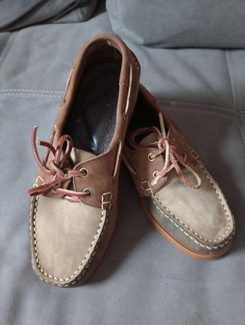 Chaussures bateau taille 40